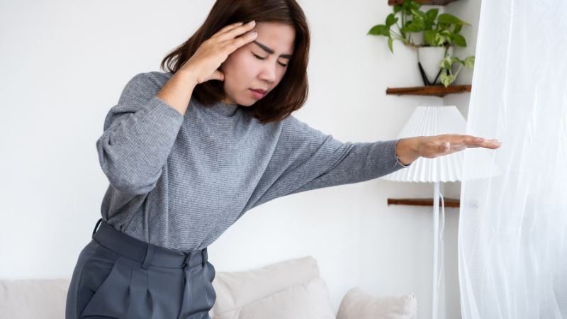 Chóng mặt, choáng váng là biểu hiện của rối loạn chuyển hóa lipid máu